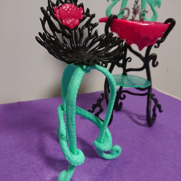 Monster high furniture lagoona's bathroom - Picture 11 of 14
